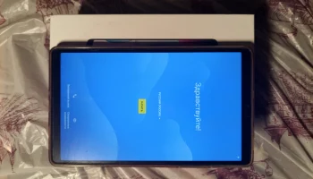 Планшет Realme Pad Mini 8.7" 4G 4/64 с чехлом и стеклом Планшет Realme Pad Mini 8.7" 4G 4/64 с чехлом и стеклом