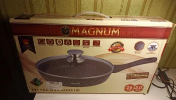 Сковорода-сотейник 26 с крышкой антипригарная Сковорода-сотейник 26 с крышкой антипригарная