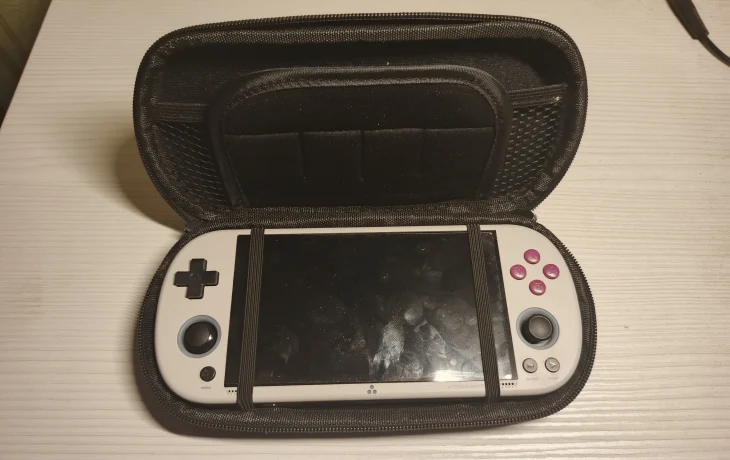 Игровая консоль Trimui Smart Pro